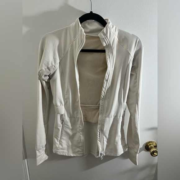 Fabletics Trinity Performance Jacket - Picture 3 of 10